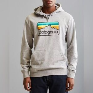 Patagonia Men’s Line Logo Badge Lightweight Pullover Hoodie Size Medium/Large